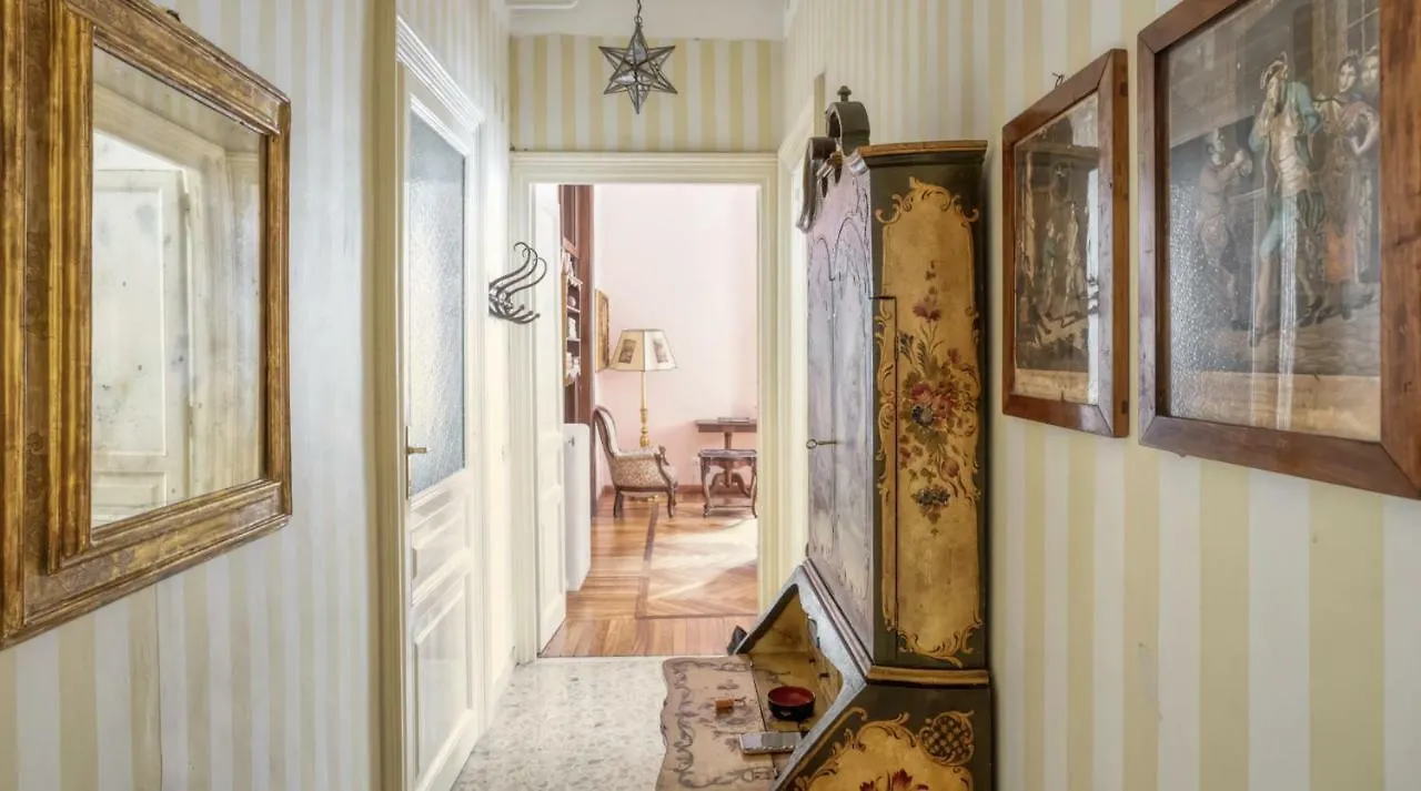 Nizza Bourgeois Family Apartment Rome Italy